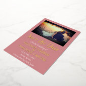 Modernes QR Code Foto Dusty Rose Wedding Folieneinladung (Gedreht)