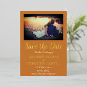 Modernes QR Code Foto Script Terracotta Wedding Folieneinladung (Stehend vorne)