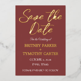 Modernes QR Code Foto Wine Burgundy Script Wedding Folieneinladung