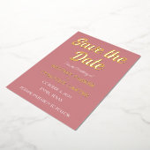 Modernes QR-Foto Dusty Rose Script Wedding Foi Folieneinladung (Gedreht)