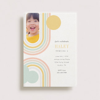 Modernes Rainbow-Birthday-Foto Einladung