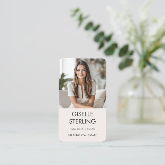 Modernes Real Anwesen Agent Foto Visitenkarte (Stehend Vorderseite)