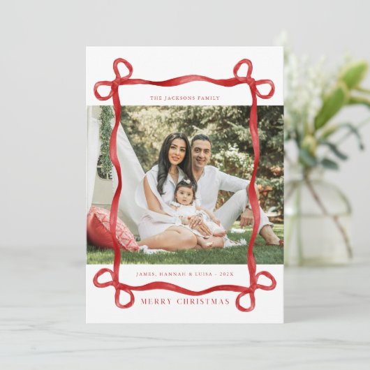 Modernes Red Bow Frohe Weihnachts-Foto Einladung (Stehend Vorderseite)