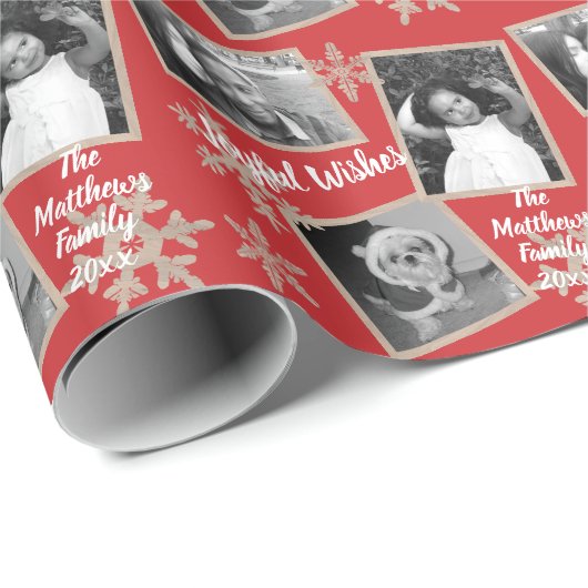 Modernes Red Rustic Snowflake Muster 3 Foto Geschenkpapier (Rolleneckpunkt)