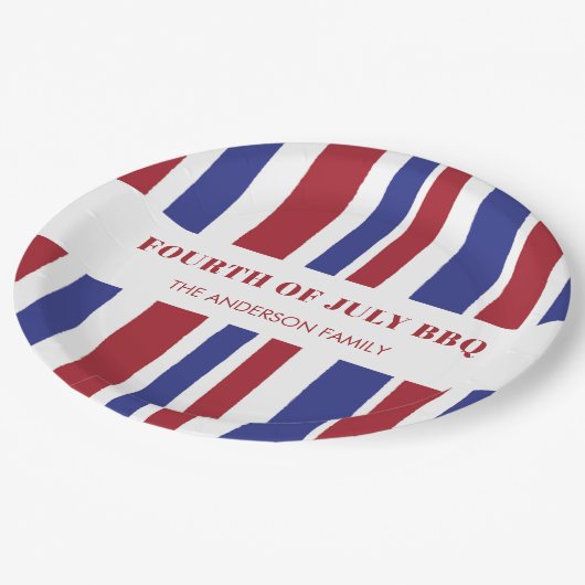 Modernes Red White Stripes 4. Juli GRILLEN Party Pappteller (Schrägansicht)