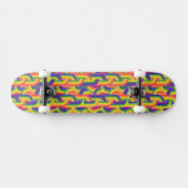 Modernes Regenbogenmuster Skateboard (Horizontal)