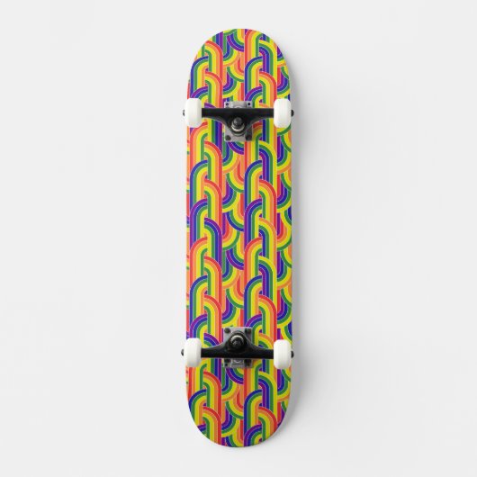 Modernes Regenbogenmuster Skateboard (Vorderseite)