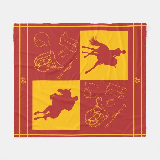 Modernes Reittheater Monogram Fleecedecke (Vorderseite (Horizontal))