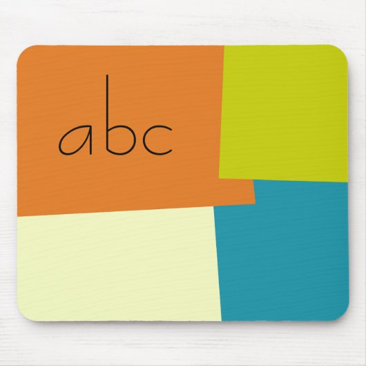 Modernes Retro Color Geometric Muster Monogram Mousepad (Vorne)