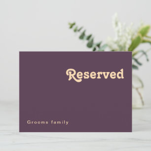 Modernes Retro Dunkles Lila Vorbehaltszeichen