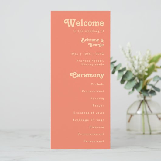 Modernes Retro | Korallencreme-Hochzeitsprogramm Programm (Stehend Vorderseite)