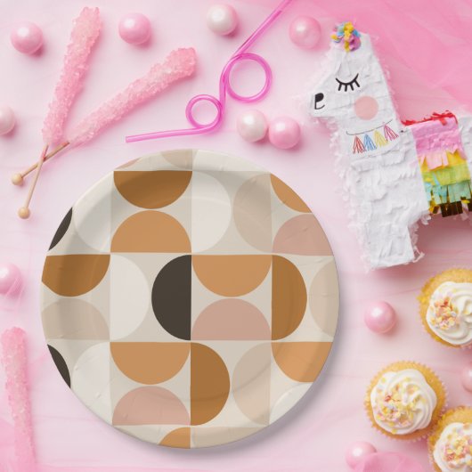 Modernes Retro-Muster aus dem Mittelalter - braune Pappteller (Party)