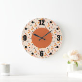 Modernes Retro Terrazzo Farbiges Muster Große Wanduhr (Zuhause)