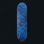 Modernes Retro Urban Blue Skateboard<br><div class="desc">Modernes urbanes Blau und Weiß,  einzigartiges Design wird Sie in den 180er Jahren in Stil bringen. Dieses stilvolle Deck ist perfekt für jeden Outdoor-Skateboarder,  der Lieben zu Fuß surfen.</div>