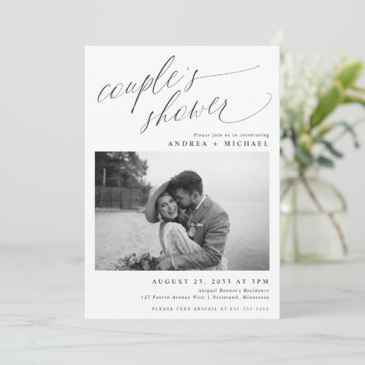 Modernes Romantisches Foto - Paar oder Brautparty Einladung (Stehend Vorderseite)