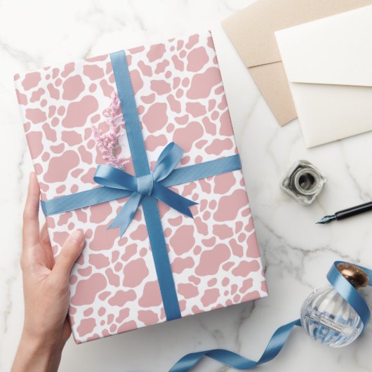 Modernes Rosa Kuh Print Rodeo Geschenkpapier (Schenken)