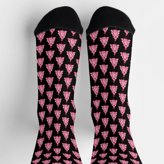 Modernes, rosa Schwarzes Weihnachtsbaummuster Socken (Oben)