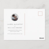 Modernes Rose Gold Rating Monogram Save the Date Postkarte (Rückseite)