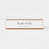 Modernes Rosen-Goldweiße elegante Schreibtischnamensplakette (Vorderseite )