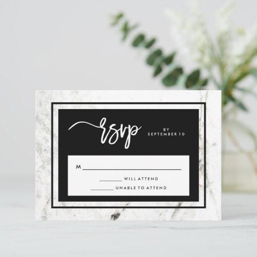 Modernes RSVP aus Marmor und Schwarz-Hochzeit (Stehend Vorderseite)