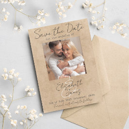 Modernes Rustikales, elegantes Script Weiß Grau Hi Save The Date