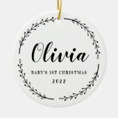 Modernes Rustikales Kleider Baby's erstes Weihnach Keramik Ornament (Vorne)