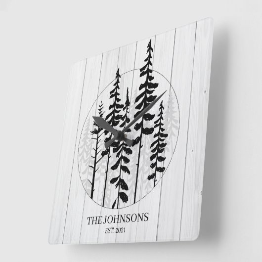 Modernes Rustikales Pinienhain Quadratische Wanduhr (Winkel)