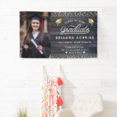 Modernes Rustikales Script Gold Abschluss Foto Woo Banner (Insitu)