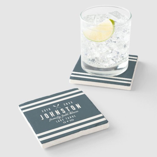 Modernes Rustikales Seehaus | Navy White Steinuntersetzer (Seitenansicht)