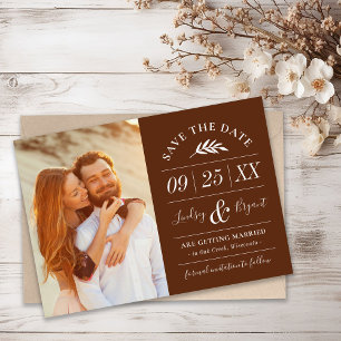 Modernes rustikales Typografie-Foto Save the Date Einladung