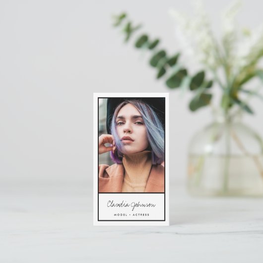 Modernes Sängermodell für Schwarz-weiße Schauspiel Visitenkarte (Stehend Vorderseite)