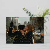 Modernes Save the Date Foto Trendskript Folieneinladung (Stehend vorne)