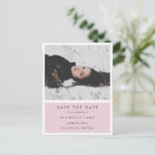 Modernes Save the Date mit rosa Foto Ankündigungspostkarte (Stehend Vorderseite)