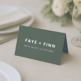 Modernes Scandi Forest Green Minimal Hochzeitsesse Platzkarte
