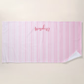 Modernes, schick rosa Mit Monogramm Schwimmbad Strandtuch (Vorderseite)
