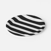 Modernes, schick Schwarz-Weiß-Streifen-Party Pappteller (Schrägansicht)