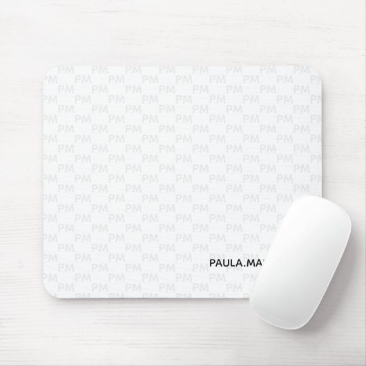 Modernes, Schlicht-weißes Monogramm-Muster Mousepad (Mit Mouse)