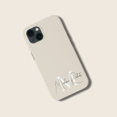 Modernes Schriftzeichen mit Monogramm, Beige iPhone Hülle