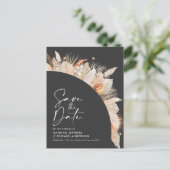 Modernes, schwarz-botanisches, elegantes Pampasgra Ankündigungspostkarte (Stehend Vorderseite)