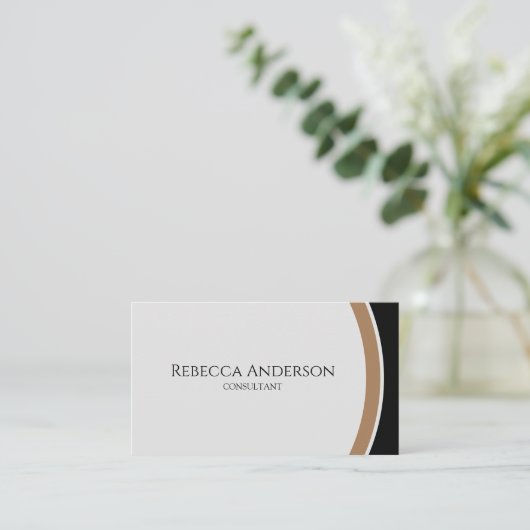 Modernes Schwarz, Gold und Grau Visitenkarte (Stehend Vorderseite)