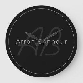 Modernes Schwarz & Grau | Cooler Name und Monogram Große Wanduhr