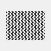 Modernes Schwarz, Grau, Weiß Zigzag Zickzack Muste Fleecedecke (Vorderseite (Horizontal))