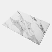 Modernes schwarz-graues Marmormuster Fußmatte (Schrägansicht)