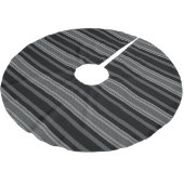 Modernes schwarz-grauweißes grafisches Streifenmus Polyester Weihnachtsbaumdecke (Schrägansicht)