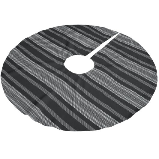 Modernes schwarz-grauweißes grafisches Streifenmus Polyester Weihnachtsbaumdecke (Schrägansicht)