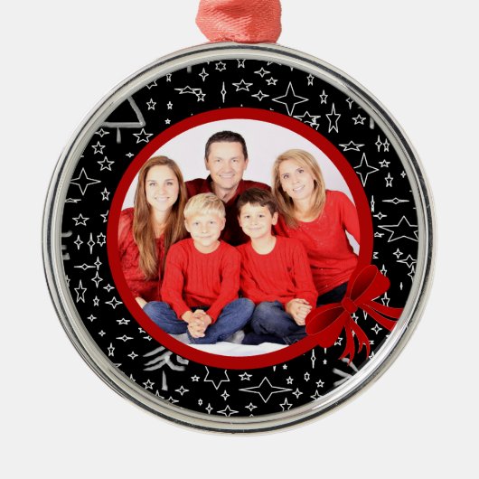Modernes Schwarz-Rot-Weihnachten-Foto Ornament Aus Metall (Vorne)