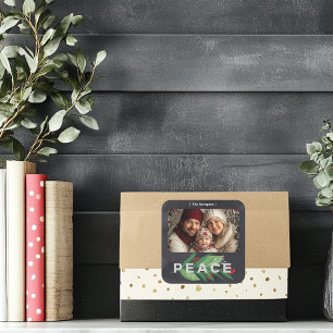 Modernes Schwarz und Grün mit Holly Berry Peace Quadratischer Aufkleber