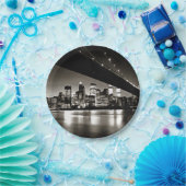 Modernes Schwarz und Weiß New York in der Nacht Pappteller (Party)