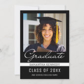 Modernes Schwarz/Weiß 2025 Abschluss Foto Ankündigung (Vorderseite)