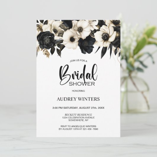 Modernes Schwarz-Weiß-Brautparty Einladung (Stehend Vorderseite)